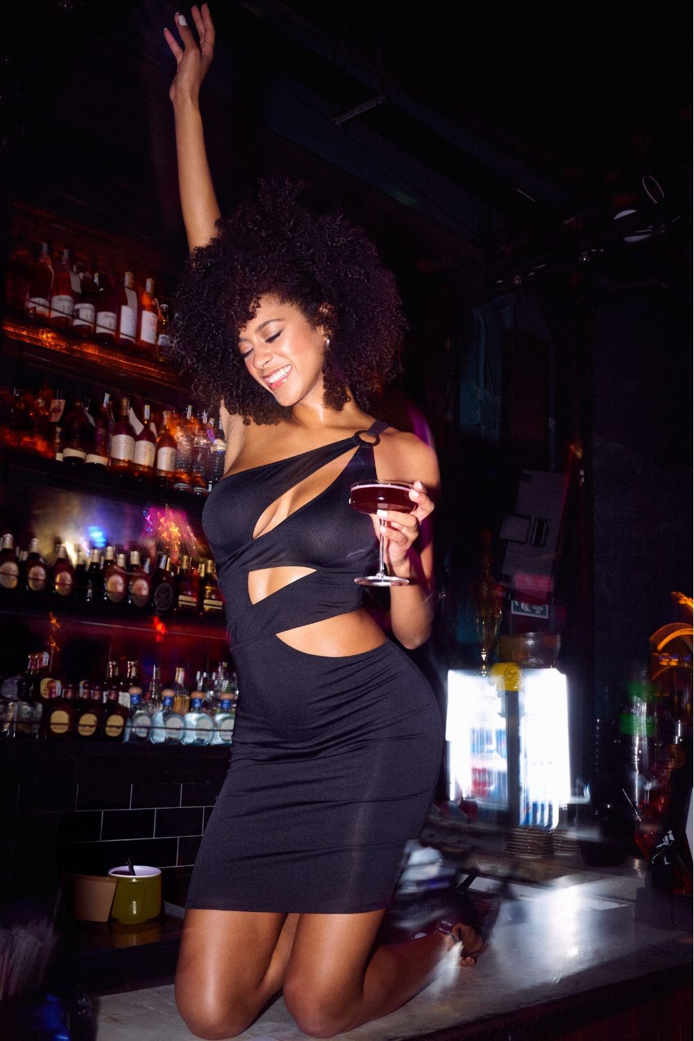 Robe de soirée asymétrique noire - SecretMinuit